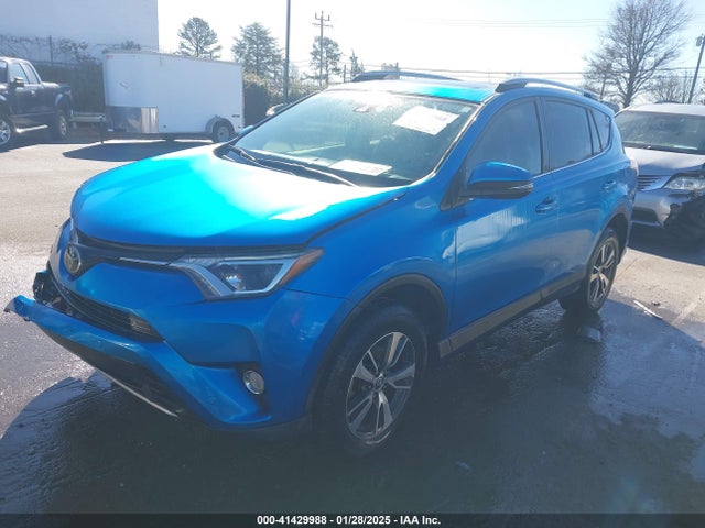 JTMRFREV5JJ231843 Toyota Rav4 Adventure/xle