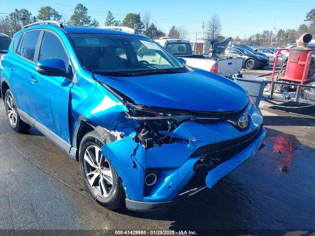 JTMRFREV5JJ231843 Toyota Rav4 Adventure/xle