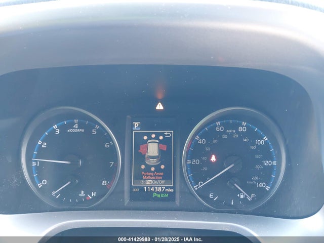 JTMRFREV5JJ231843 Toyota Rav4 Adventure/xle