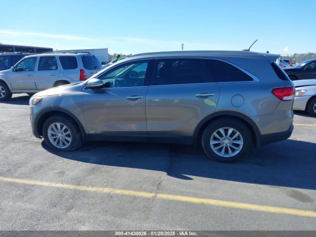 5XYPGDA51GG179486 KIA Sorento 3.3l Lx