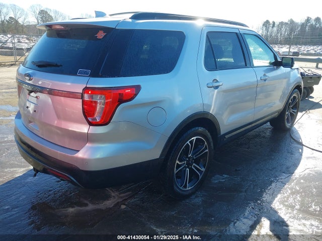 Ford EXPLORER XLT 2017 1FM5K7D88HGD48250 Image 4