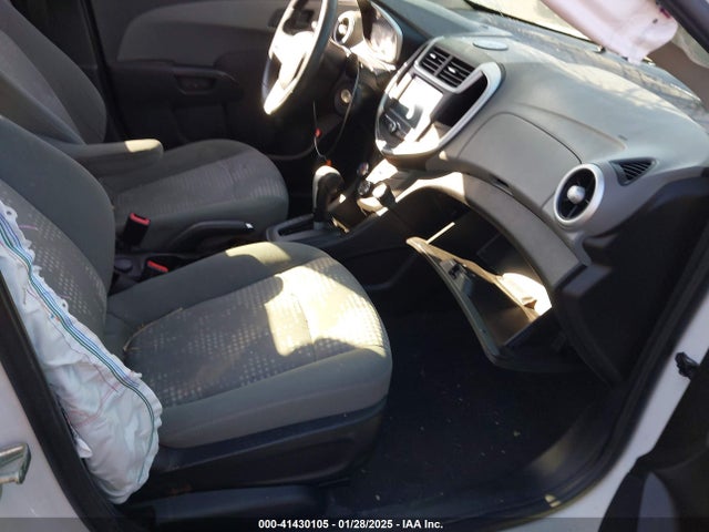 1G1JG6SH8H4137237 Chevrolet Sonic Lt Auto