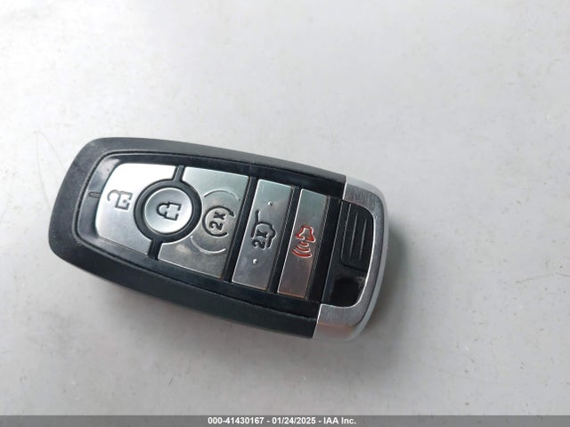 1FMCU9J96NUA35771 Ford Escape Titanium
