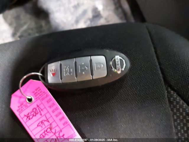 3N1CN8DV1LL915324 Nissan Versa S Xtronic Cvt