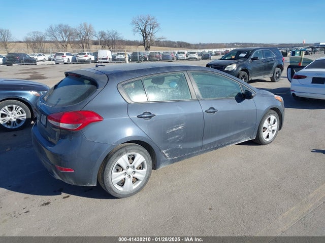 KIA Forte 5-door Lx 2016 KNAFK5A81G5621683 Image 4