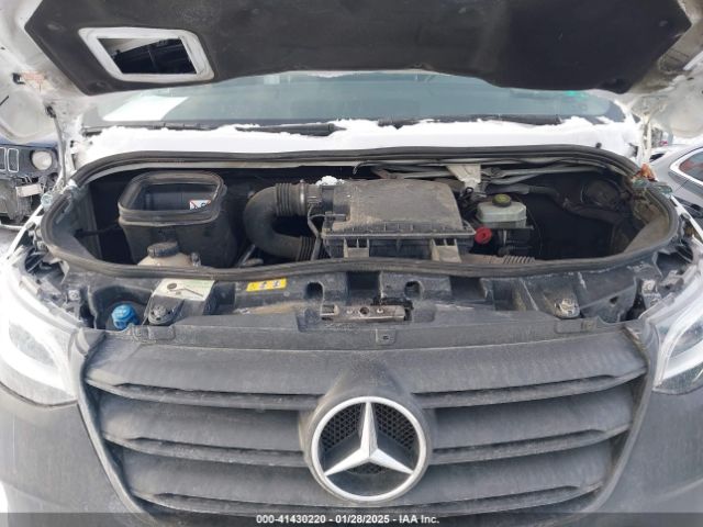 WD3PF1CD3KP062854 Mercedes-Benz Sprinter 2500 High Roof V6