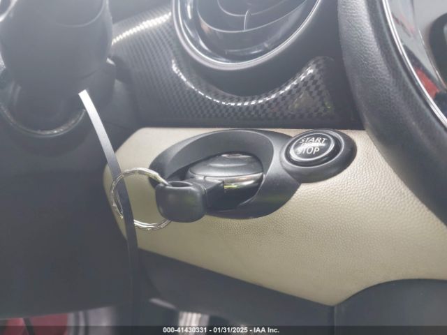 2012 MINI COOPER S WMWZP3C5XCT249627 Photo 10