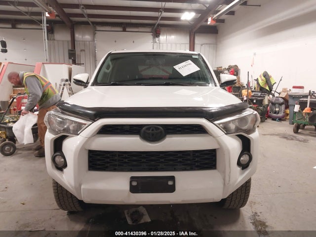 Toyota 4runner Sr5 Premium 2018 JTEBU5JR6J5532506 Image 12