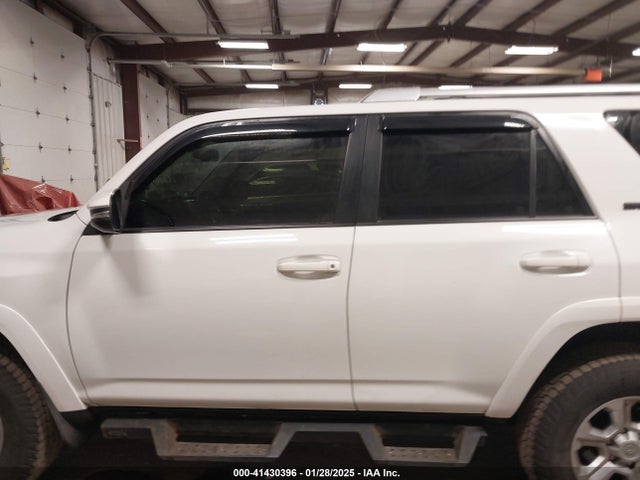 Toyota 4runner Sr5 Premium 2018 JTEBU5JR6J5532506 Image 14