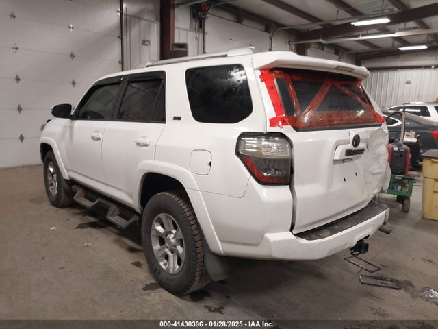 Toyota 4runner Sr5 Premium 2018 JTEBU5JR6J5532506 Image 3