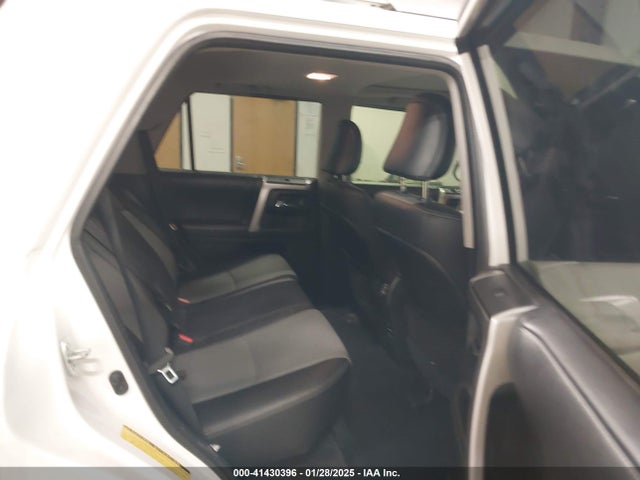 Toyota 4runner Sr5 Premium 2018 JTEBU5JR6J5532506 Image 8
