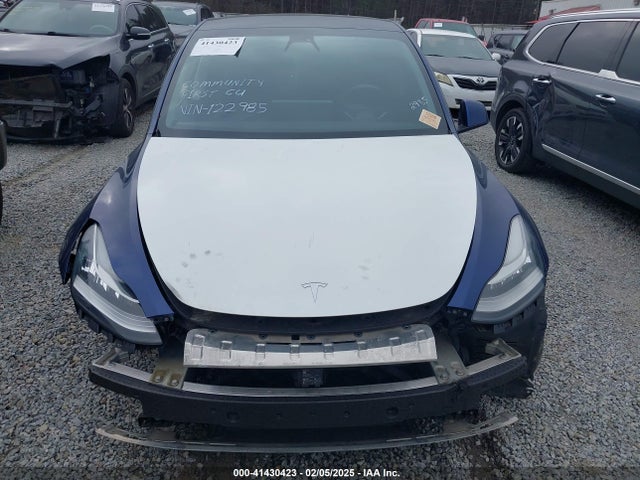 5YJYGDED8MF122985 Tesla Model Y Standard Range Rear-wheel Drive