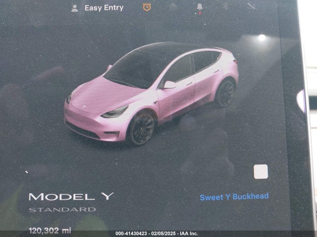 5YJYGDED8MF122985 Tesla Model Y Standard Range Rear-wheel Drive