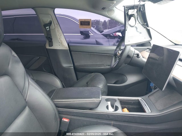 2021 TESLA MODEL Y 5YJYGDED8MF122985 Photo 4