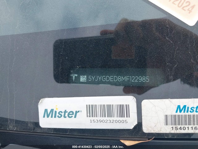2021 TESLA MODEL Y 5YJYGDED8MF122985 Photo 8