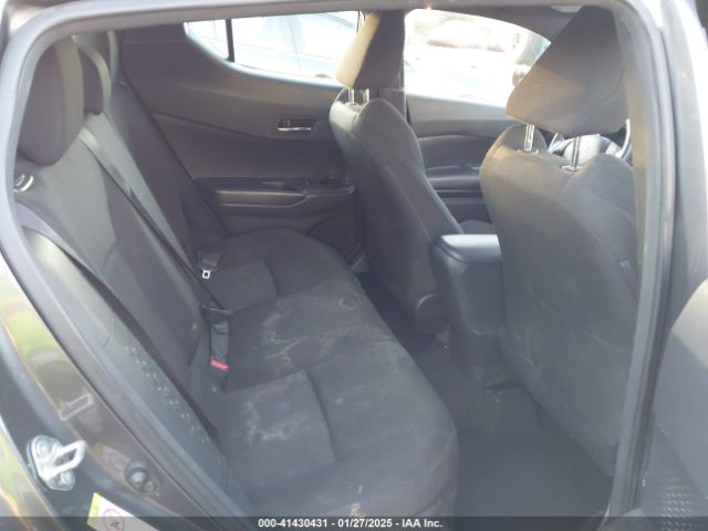 JTNKHMBX1K1048022 Toyota C-HR LE