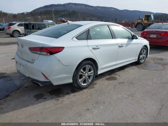 Hyundai Sonata Limited 2018 5NPE34AF5JH667934 Image 4