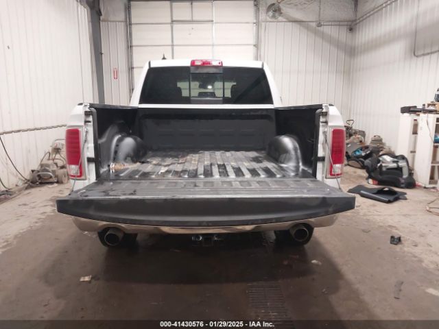 1C6RR7NMXHS876079 RAM 1500 Laramie  4x4 5'7 Box