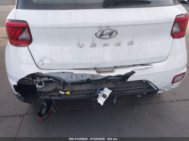 KMHRC8A34PU235621 Hyundai Venue Sel