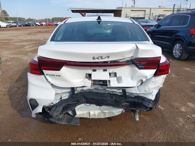 KIA Forte Lxs 2024 3KPF24AD3RE763812 Image 17