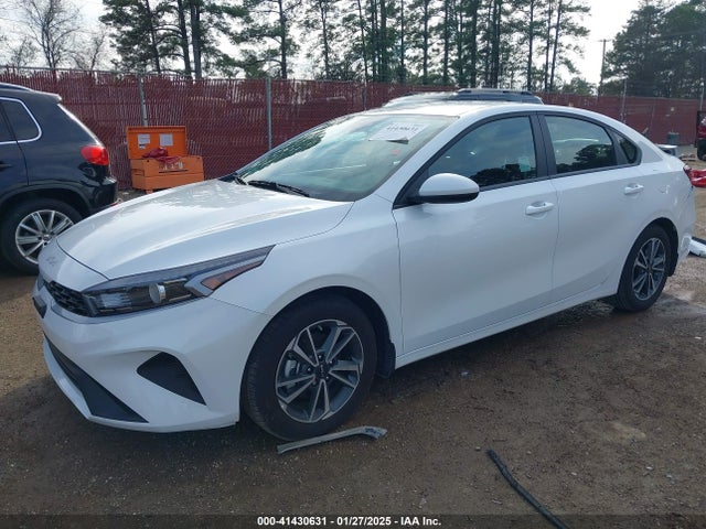 KIA Forte Lxs 2024 3KPF24AD3RE763812 Image 2