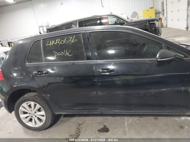 3VWB17AU7JM261623 Volkswagen Golf Tsi S/tsi Se