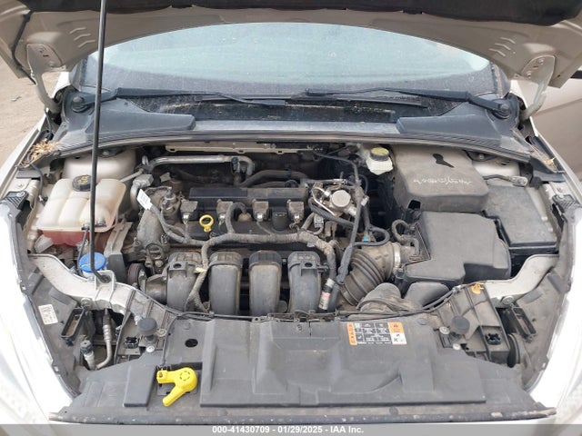 Ford FOCUS SE 2017 1FADP3F25HL295622 Image 10