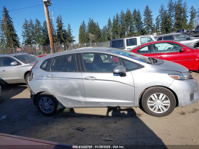 Honda FIT LX 2016 JHMGK5H5XGX039460 Image 14