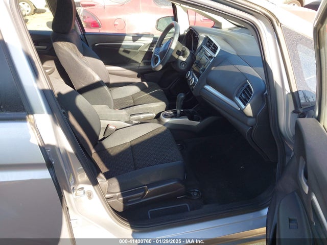 Honda FIT LX 2016 JHMGK5H5XGX039460 Image 5