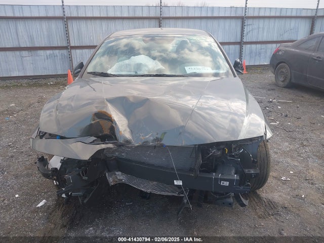 KMHLL4DG5SU875925 Hyundai ELANTRA SE