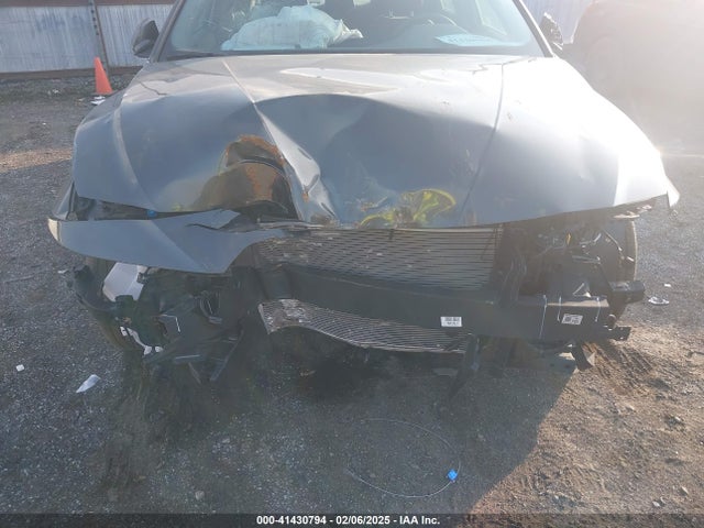 KMHLL4DG5SU875925 Hyundai ELANTRA SE