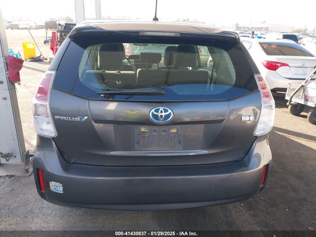 Toyota Prius V Two 2015 JTDZN3EU3FJ037441 Image 16