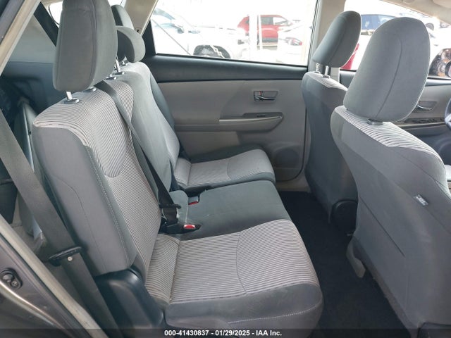 Toyota Prius V Two 2015 JTDZN3EU3FJ037441 Image 8