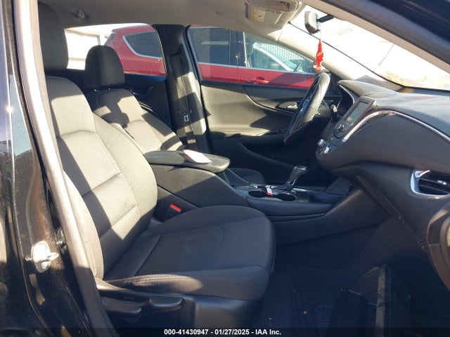 1G1ZD5ST9JF146825 Chevrolet MALIBU LT