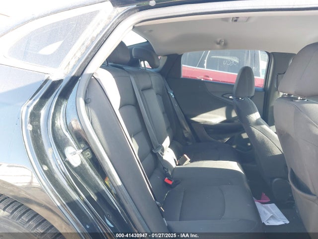 1G1ZD5ST9JF146825 Chevrolet MALIBU LT