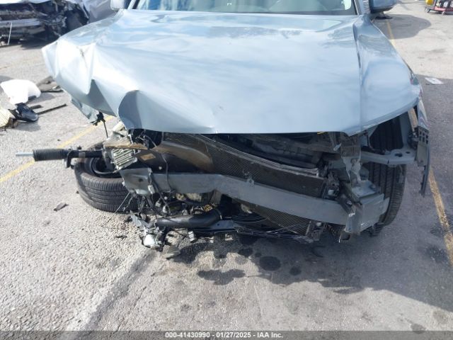 YV4AC2HK4L2238677 Volvo Xc40 T4 Momentum