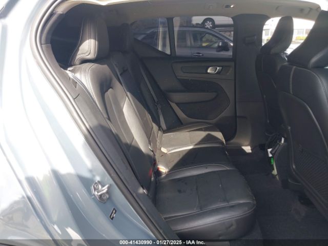 YV4AC2HK4L2238677 Volvo Xc40 T4 Momentum
