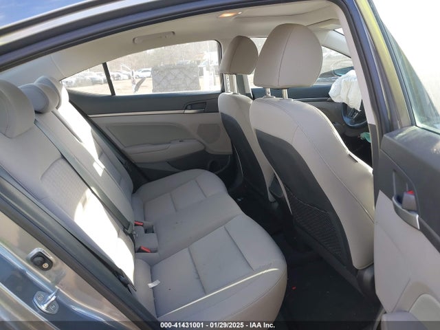 Hyundai Elantra Value Edition 2018 KMHD84LF7JU595193 Image 8