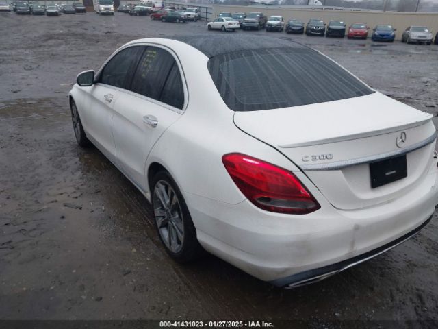 2018 MERCEDES-BENZ C 300 55SWF4JB5JU248715 Photo 2