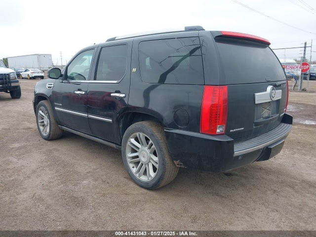 2011 CADILLAC ESCALADE HYBRID 1GYS4FEJ5BR157338 Photo 2