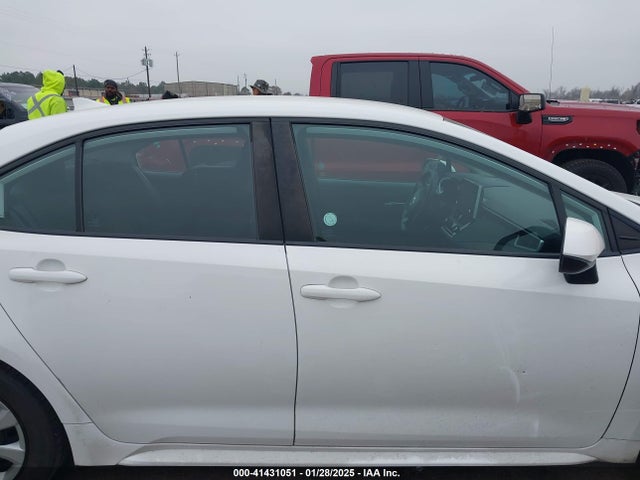 Toyota COROLLA LE 2020 5YFEPRAE3LP067640 Image 13