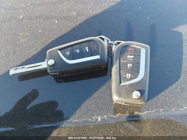 4T1C11AK6MU594202 Toyota CAMRY LE