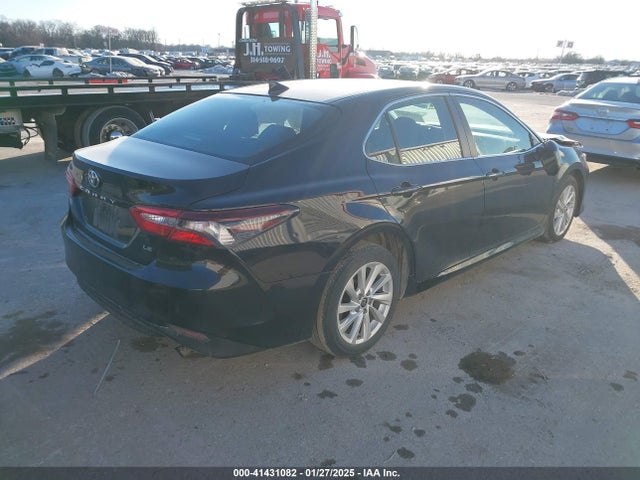 4T1C11AK6MU594202 Toyota CAMRY LE