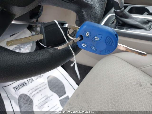 1FMCU0GD7JUA41080 Ford ESCAPE SE