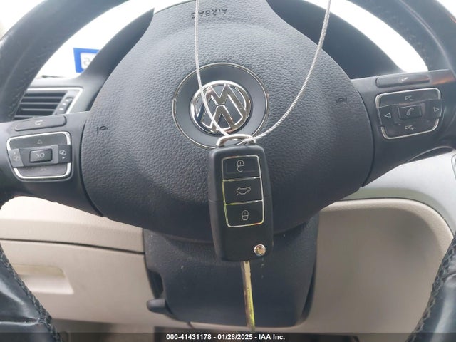 Aukcja sprzedaży 2013 Volkswagen Passat 2.5l Se, vin: 1VWBH7A33DC052582, numer aukcji: 41431178