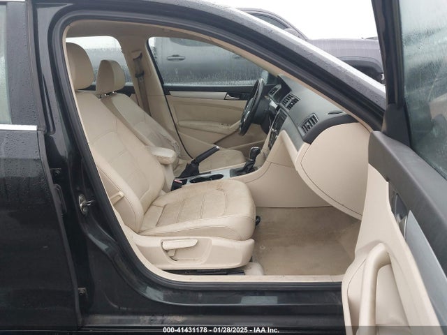 Aukcja sprzedaży 2013 Volkswagen Passat 2.5l Se, vin: 1VWBH7A33DC052582, numer aukcji: 41431178