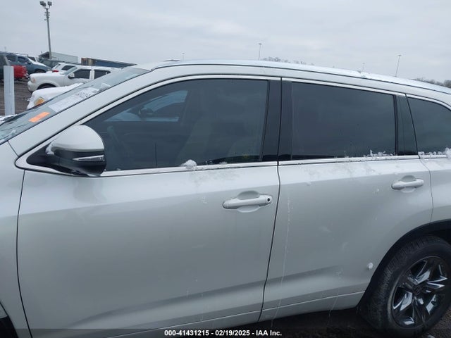 Toyota Highlander Limited Platinum 2019 5TDDZRFH2KS746197 Image 15