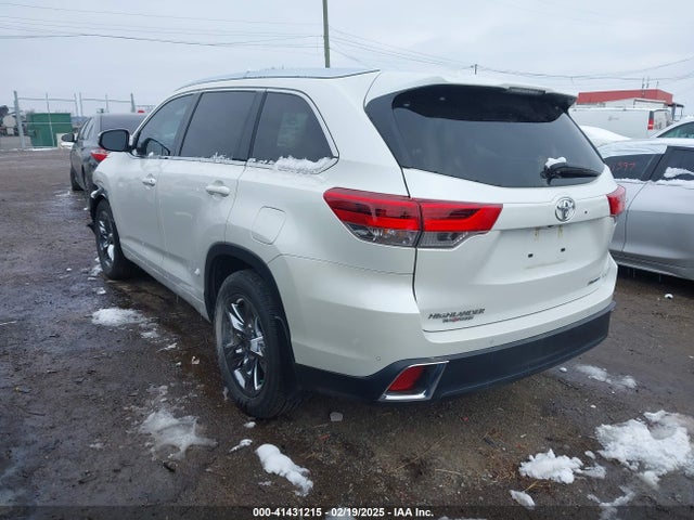 Toyota Highlander Limited Platinum 2019 5TDDZRFH2KS746197 Image 3