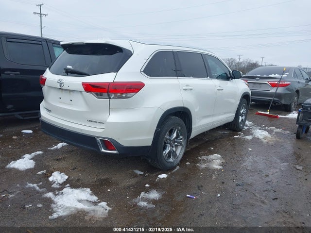 Toyota Highlander Limited Platinum 2019 5TDDZRFH2KS746197 Image 4