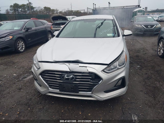 5NPE24AF5JH667144 Hyundai SONATA SE